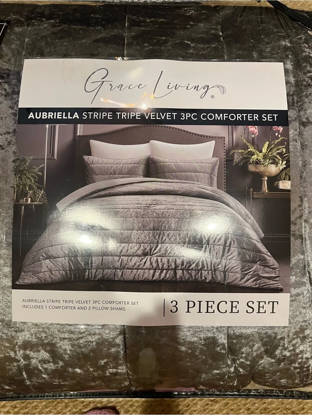 NWT Full/Queen Grace Living Aubriella Velvet Comforter Set - Gray (3-Piece)